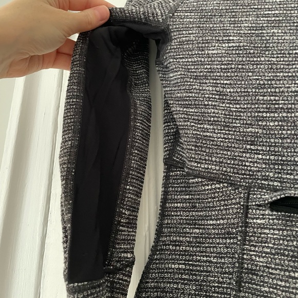 Lululemon Quarter Zip | Women’s Size 2 | Heather Grey - Picture 7 of 8